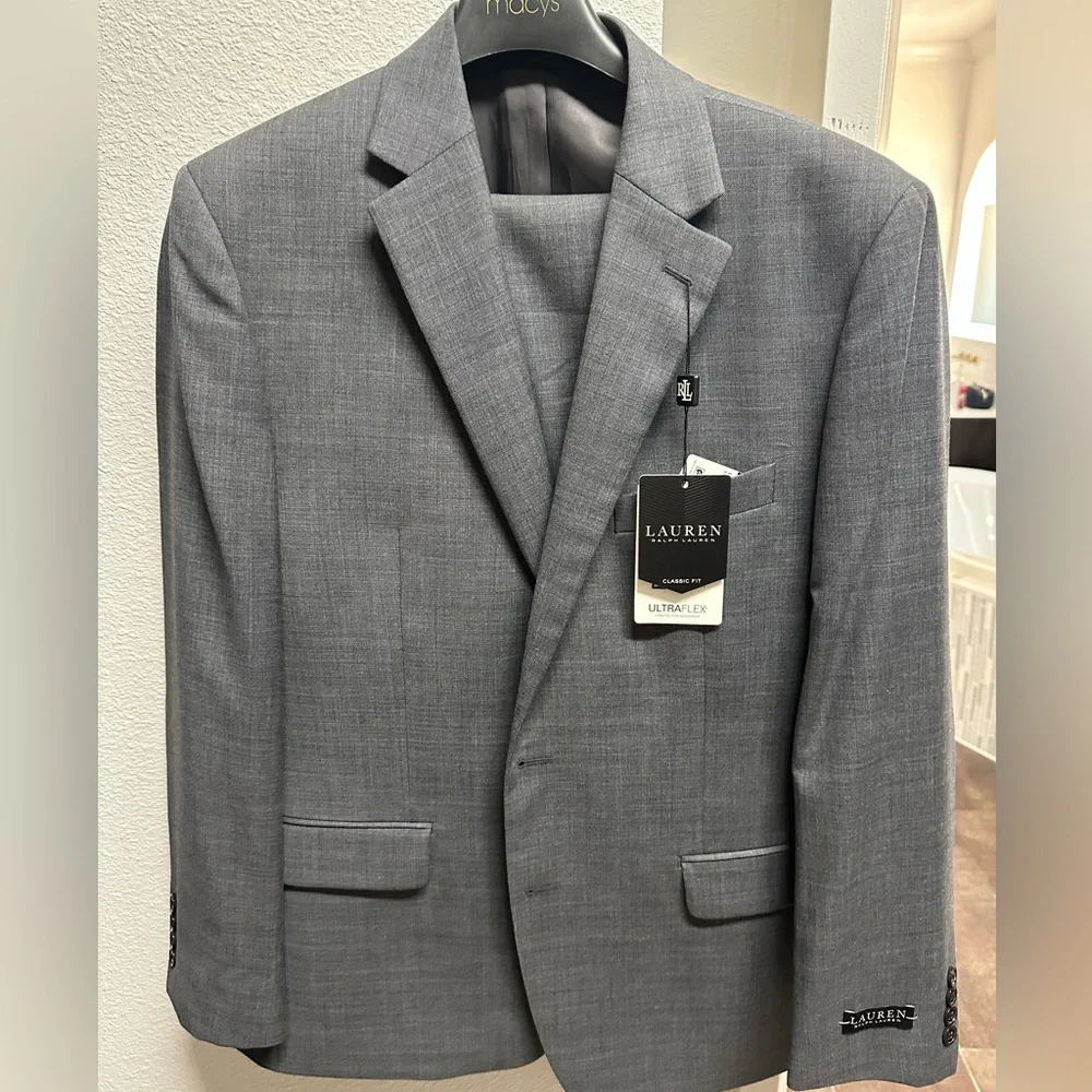 RALPH LAUREN MENS SUIT. NEW - Picture 1 of 5
